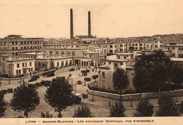 carte postale ancienne lyon, années 30